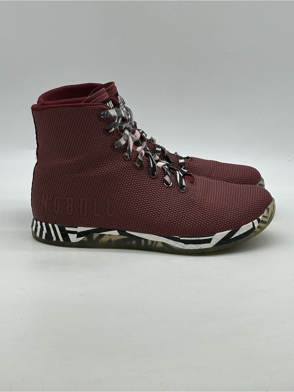 NoBull High Top Sneakers. Size 10